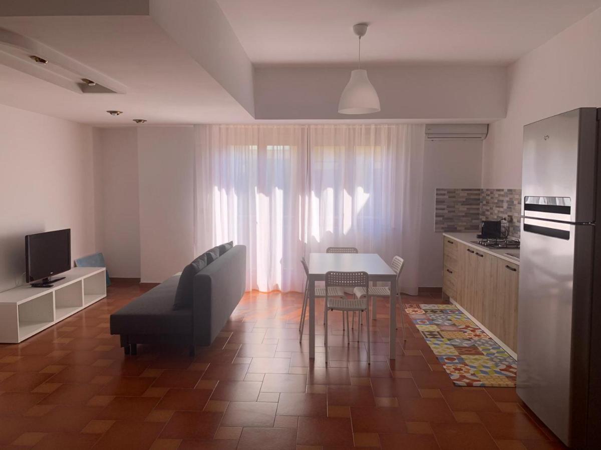 Casavacanze Nel Blu Scirocco Isola delle Femmine Eksteriør billede